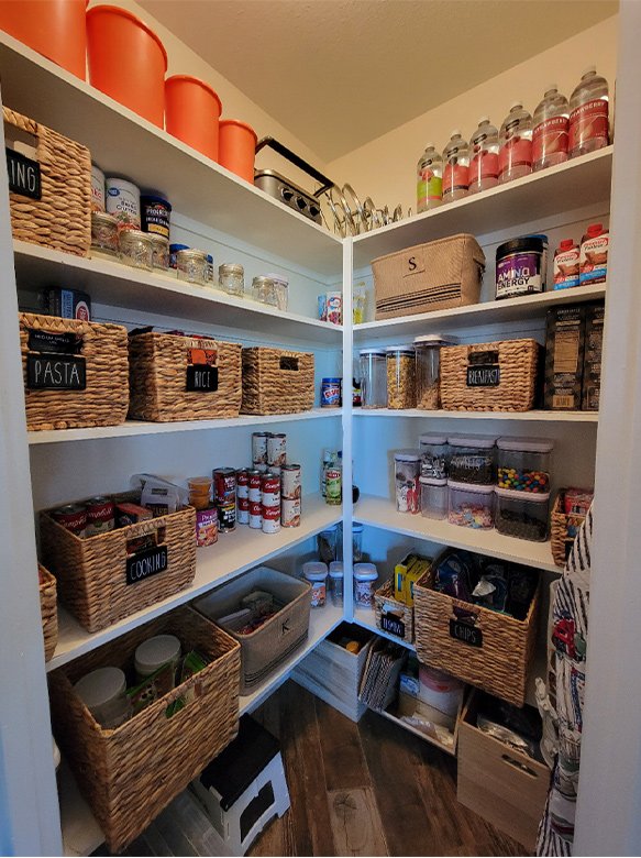 how-to-organize-a-kitchen-pantry-02-karen-schulz-designs